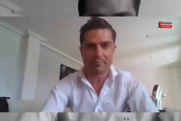 Su amante se apareció semidesnuda mientras hacía un vivo y se volvió viral