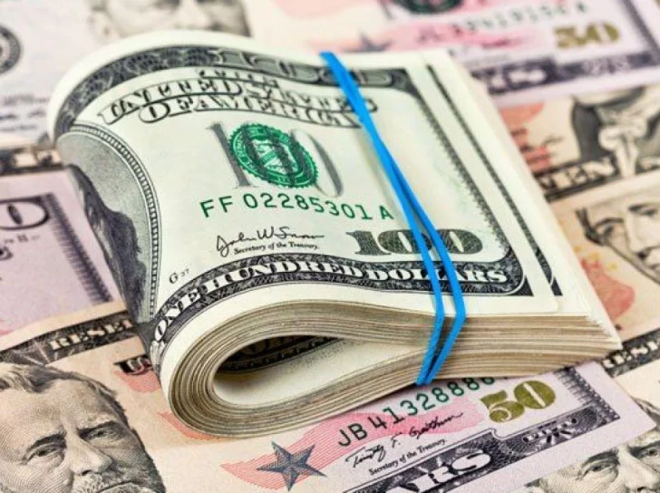 Con el blue a $145, bancos acomodan sus sistemas para vender divisas “solidarias” a $132 Con el blue a $145, bancos acomodan sus sistemas para vender divisas “solidarias” a $132