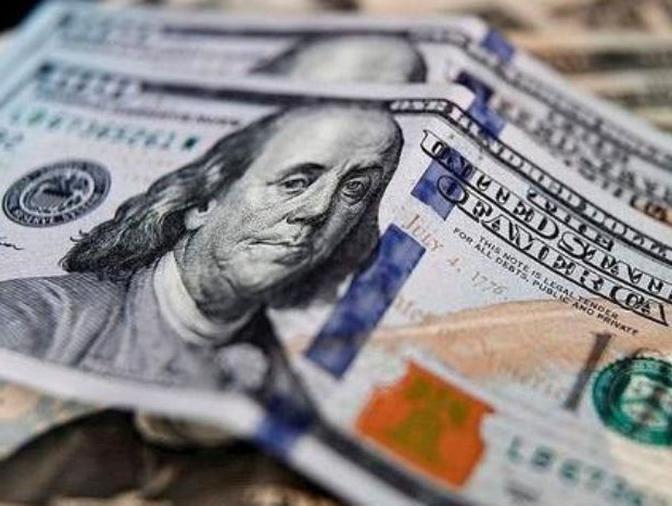 El dólar blue anotó su tercera suba consecutiva