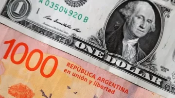 El dólar blue frenó su escalada: se mantuvo a $1.070 en San Juan y a $1.010 en la city porteña El dólar blue frenó su escalada: se mantuvo a $1.070 en San Juan y a $1.010 en la city porteña