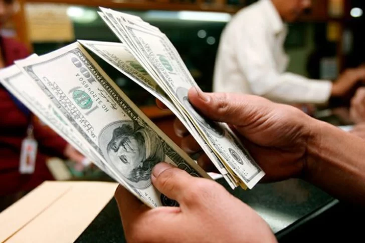 El dólar minorista cerró la semana en $95,68