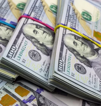 ‘Rebote’ del dólar blue: se negoció a 204 pesos en la city porteña ‘Rebote’ del dólar blue: se negoció a 204 pesos en la city porteña