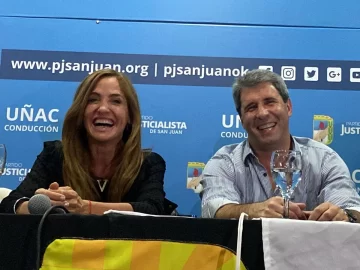 Uñac y Tolosa Paz, oradores en una nutrida reunión con militantes