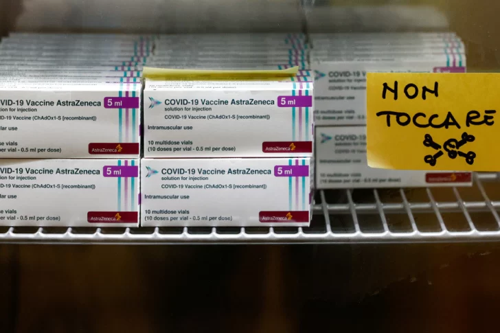 Aparecieron 30 millones de dosis de AstraZeneca escondidas en Italia