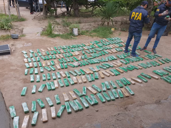 Secuestraron 193 kilos de droga en la mayor incautación de la historia de San Juan Secuestraron 193 kilos de droga en la mayor incautación de la historia de San Juan