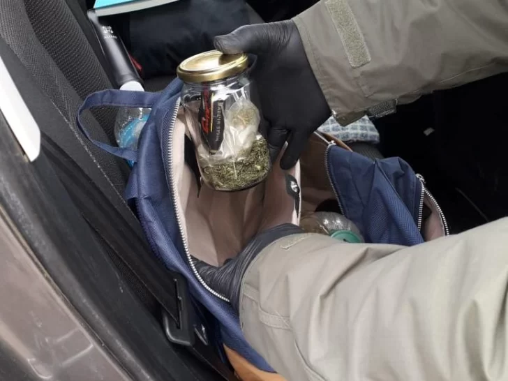 Viajaban desde Buenos Aires a Rodeo con con marihuana en su auto