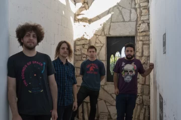 Compilado de imágenes sanjuaninas en un adelanto de la banda Elefante Negro Compilado de imágenes sanjuaninas en un adelanto de la banda Elefante Negro