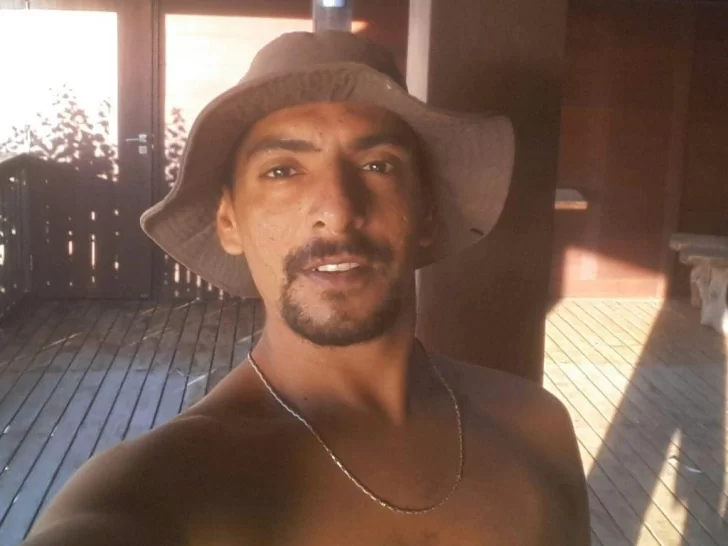 Asesinaron a palazos a un argentino en un bar de una playa de Brasil Asesinaron a palazos a un argentino en un bar de una playa de Brasil