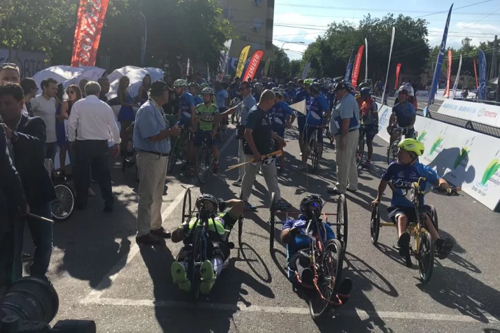 El ciclismo adaptado tuvo su propia jornada en la Vuelta a San Juan