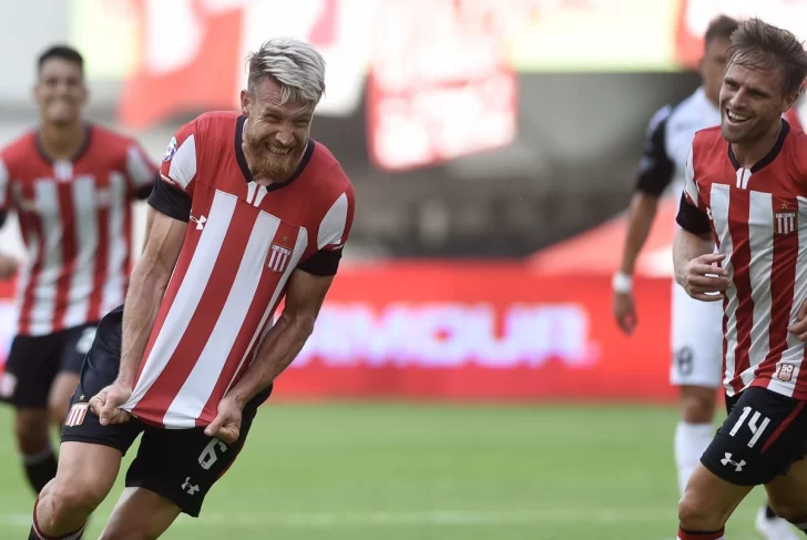 Estudiantes le ganó a Patronato y le dio una mano a San Martín Estudiantes le ganó a Patronato y le dio una mano a San Martín