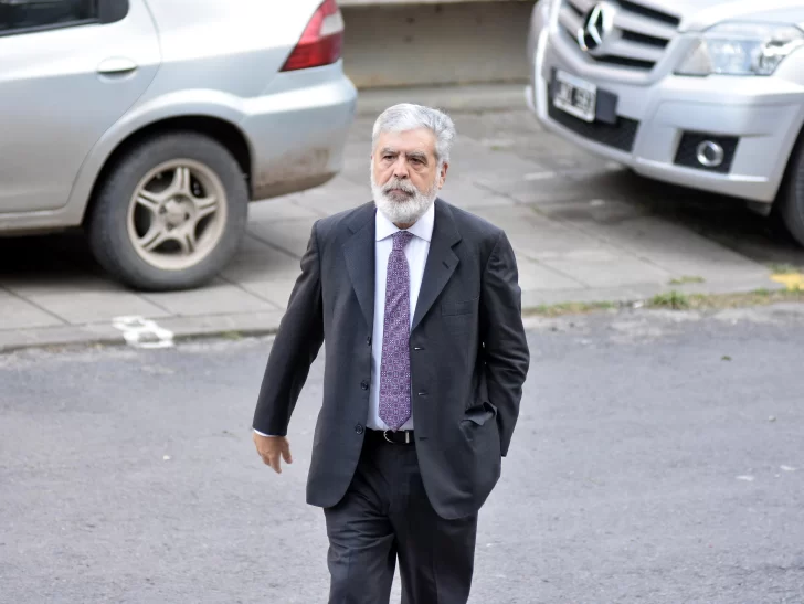 Julio De Vido criticó la nota de Alberto en apoyo a Cristina: “Es triste, solitaria y final”