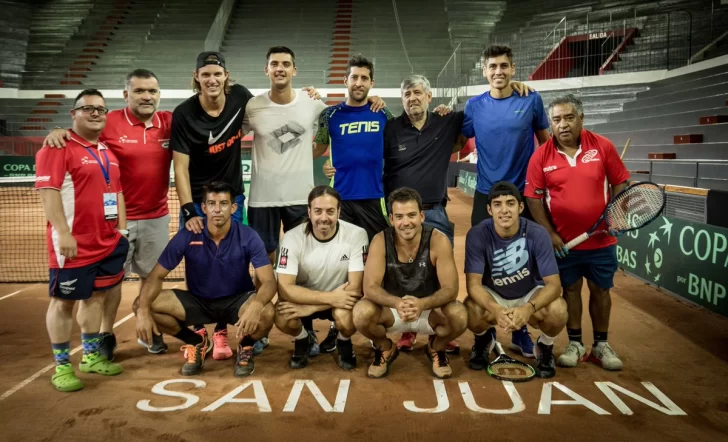 Chile ya tiene equipo confirmado para enfrentar a Argentina Chile ya tiene equipo confirmado para enfrentar a Argentina