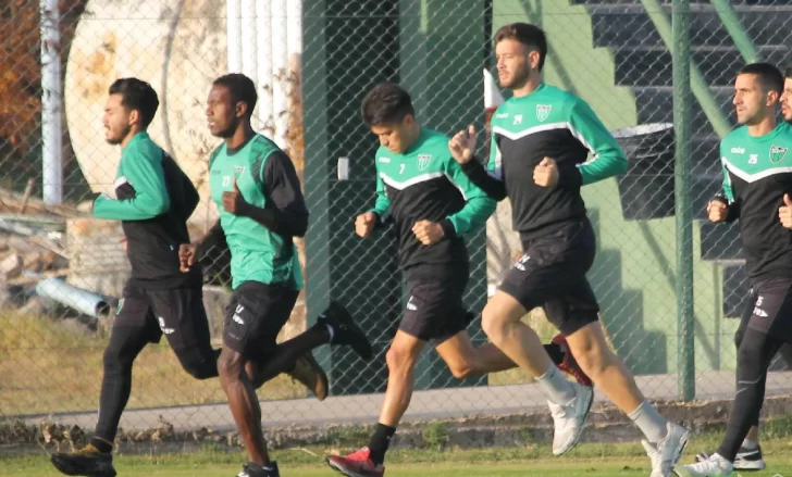 Atentos San Martín, Peñarol y Desamparados: se suspenden Primera Nacional y Federal A Atentos San Martín, Peñarol y Desamparados: se suspenden Primera Nacional y Federal A