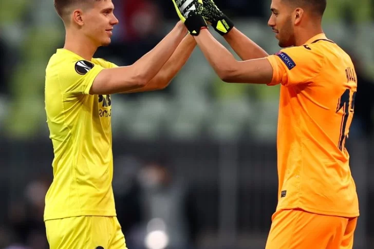 Rulli fue el héroe de los penales y Villarreal se consagró en la Europa League