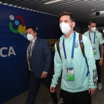 Argentina llegó al Maracaná y ya recibe el aliento de los hinchas