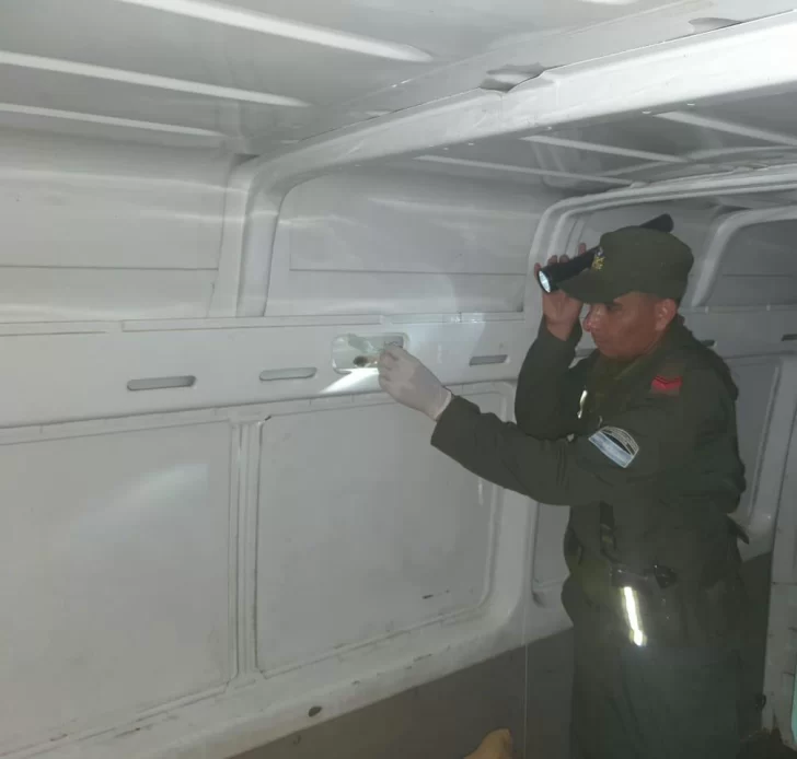 Cuatro mendocinos intentaron ingresar LSD a la provincia