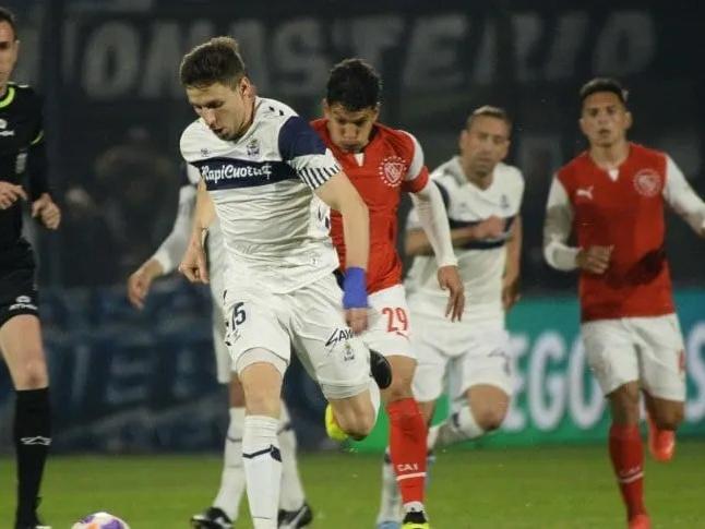 Gimnasia le ganó a Independiente y es líder Gimnasia le ganó a Independiente y es líder