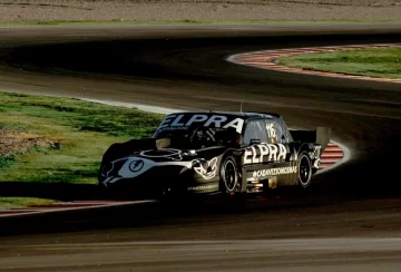 El Villicum, de fiesta: triunfo de Kevin Candela en el TC Pista El Villicum, de fiesta: triunfo de Kevin Candela en el TC Pista
