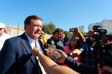 Río Negro y Neuquén quieren suspender el congelamiento de precios de combustibles Río Negro y Neuquén quieren suspender el congelamiento de precios de combustibles