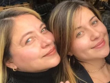 Una chica mostró el parecido con su suegra y las redes no la perdonaron