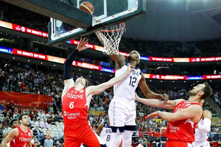 EEUU le ganó un partido increíble a Turquía y Brasil dio el golpe ante Grecia