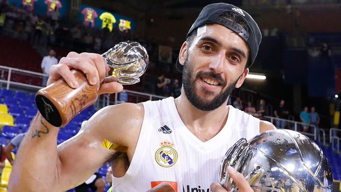 Real Madrid, con un Campazzo decisivo, ganó la Supercopa de básquet Real Madrid, con un Campazzo decisivo, ganó la Supercopa de básquet