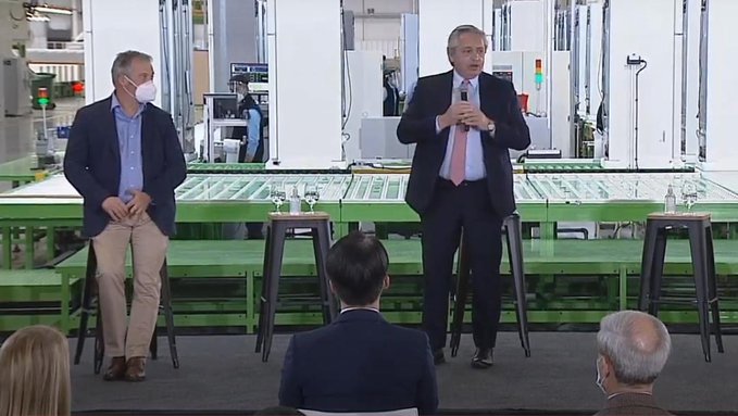 Fernández: “Hace falta cuidar los dólares porque los necesitan los que tienen que producir” Fernández: “Hace falta cuidar los dólares porque los necesitan los que tienen que producir”