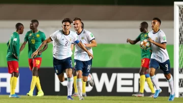 El Sub 17 argentino le ganó 3-1 a Camerún y quedó a un paso de clasificar El Sub 17 argentino le ganó 3-1 a Camerún y quedó a un paso de clasificar