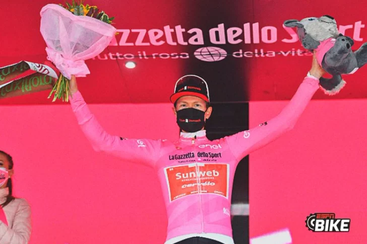 El holandés Kelderman pasó a liderar la general del Giro de Italia