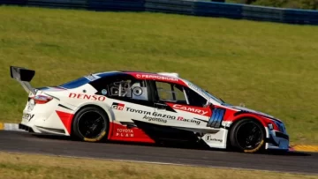 Victoria el brasileño Rubenes Barrichello en el Top Race Victoria el brasileño Rubenes Barrichello en el Top Race