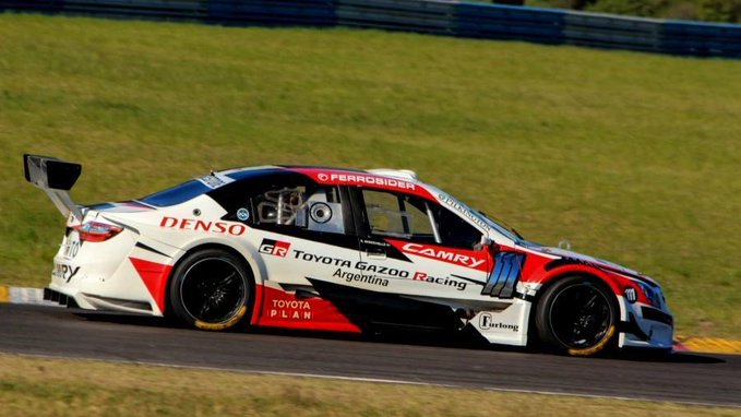 Victoria el brasileño Rubenes Barrichello en el Top Race Victoria el brasileño Rubenes Barrichello en el Top Race