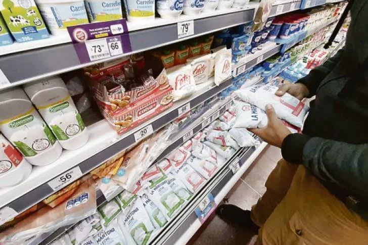 Tomate, leche, queso y lechuga, los productos que más subieron en marzo