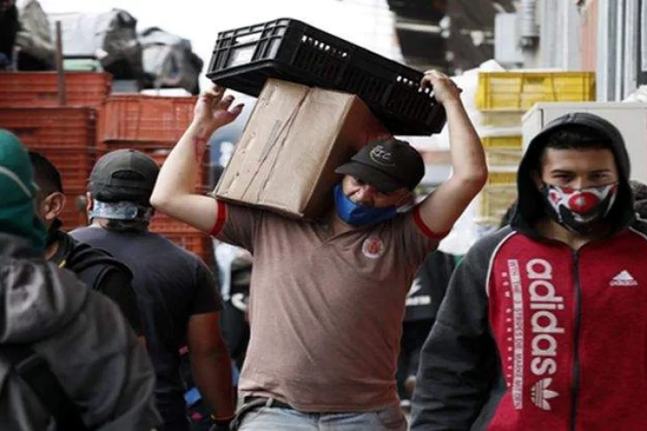 La mitad de los hogares argentinos vive con menos de $60.000 por mes