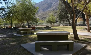 Aprehendieron a 10 personas en El Pinar por hacer disturbios y correr picadas Aprehendieron a 10 personas en El Pinar por hacer disturbios y correr picadas