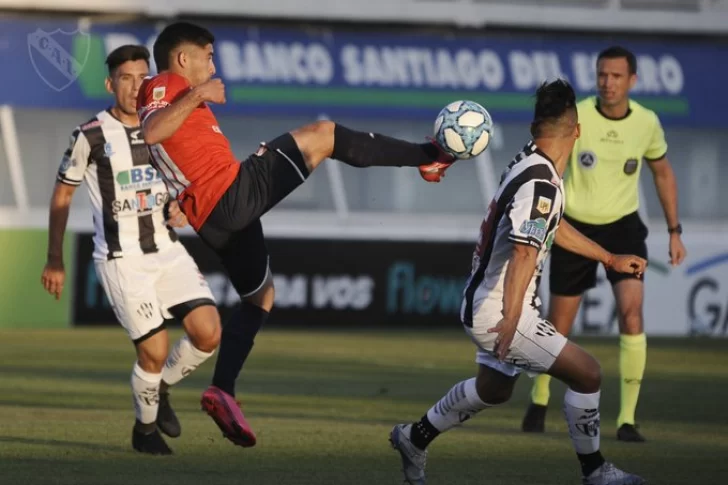 Independiente debutó con triunfo en Santiago del Estero