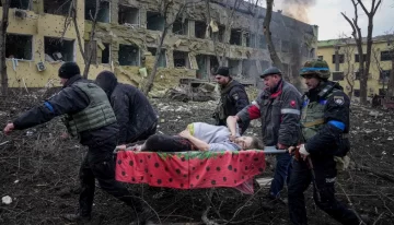 Murieron la mujer embarazada y su bebé, símbolos del ataque ruso contra la maternidad en Mariupol Murieron la mujer embarazada y su bebé, símbolos del ataque ruso contra la maternidad en Mariupol