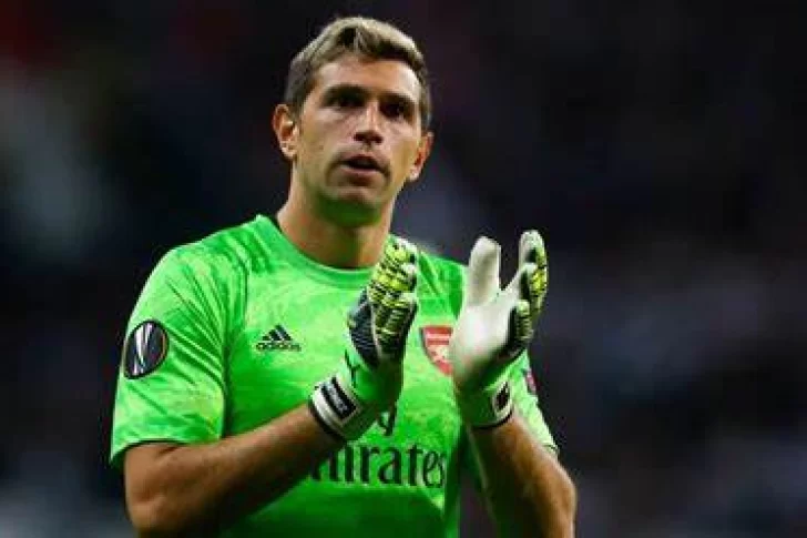 Wikipedia consagró a Emiliano Martínez “héroe nacional argentino”