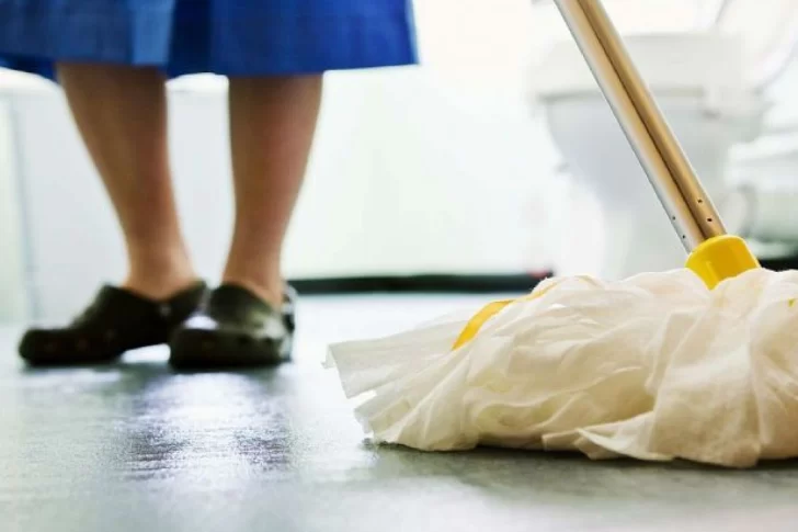 El gobierno anunciará un plan para reducir la informalidad de las empleadas domésticas