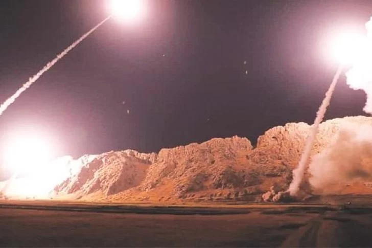 Irán atacó a EEUU lanzando misiles a bases militares en Irak