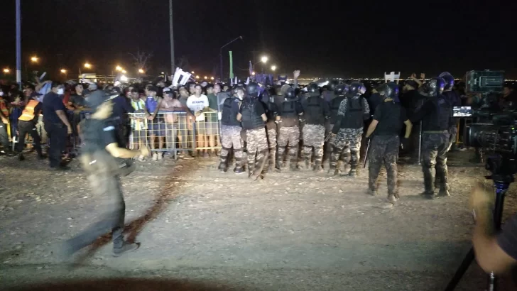 La venta de entradas presencial para ver a la Selección se adelantó en El Villicum La venta de entradas presencial para ver a la Selección se adelantó en El Villicum