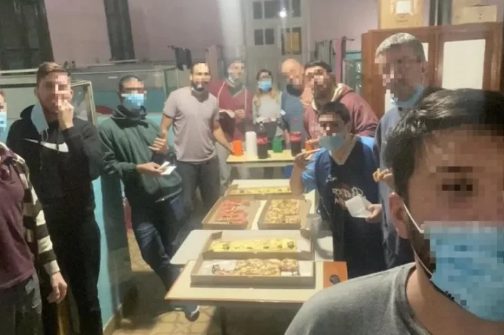 Entrerrianos contagiados por tomar mate, ahora compartieron pizza y helados