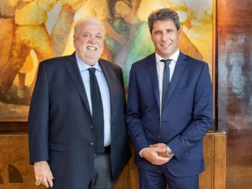 Uñac se reunió con Ginés para analizar la situación sanitaria de San Juan Uñac se reunió con Ginés para analizar la situación sanitaria de San Juan