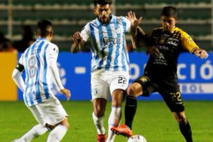Atlético Tucumán ganó por penales y sigue su camino en la Libertadores