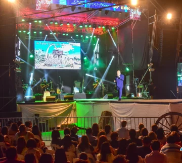 Armaba el escenario para la Fiesta del Carrerito, cayó y está grave Armaba el escenario para la Fiesta del Carrerito, cayó y está grave