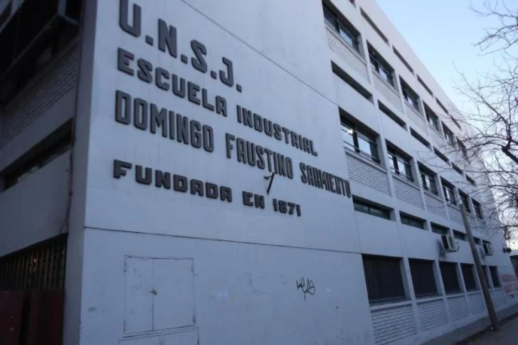 Preuniversitarios: evalúan que los exámenes  de ingreso sean en febrero y presenciales