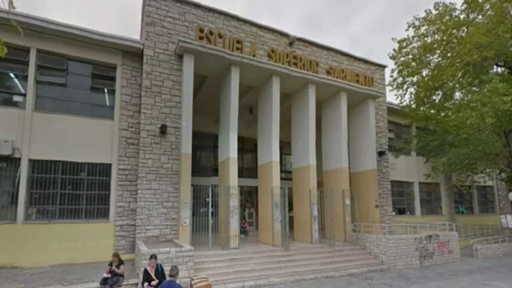 Hay 6 mil alumnos que no asisten a clases y se desconoce si acceden a la educación virtual Hay 6 mil alumnos que no asisten a clases y se desconoce si acceden a la educación virtual