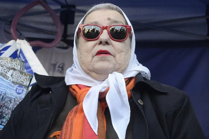 Tiroteo frente a la casa de Hebe de Bonafini: quisieron asaltar a su custodio