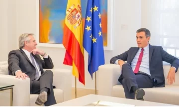 Alberto Fernández se reúne con el presidente de España: busca apoyo en la puja con el FMI