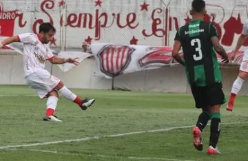 San Martín tuvo un partido para el olvido y perdió en su visita a Barracas Central San Martín tuvo un partido para el olvido y perdió en su visita a Barracas Central