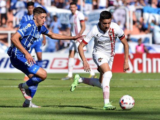 En un partidazo, Godoy Cruz empató con Estudiantes 3 a 3 En un partidazo, Godoy Cruz empató con Estudiantes 3 a 3